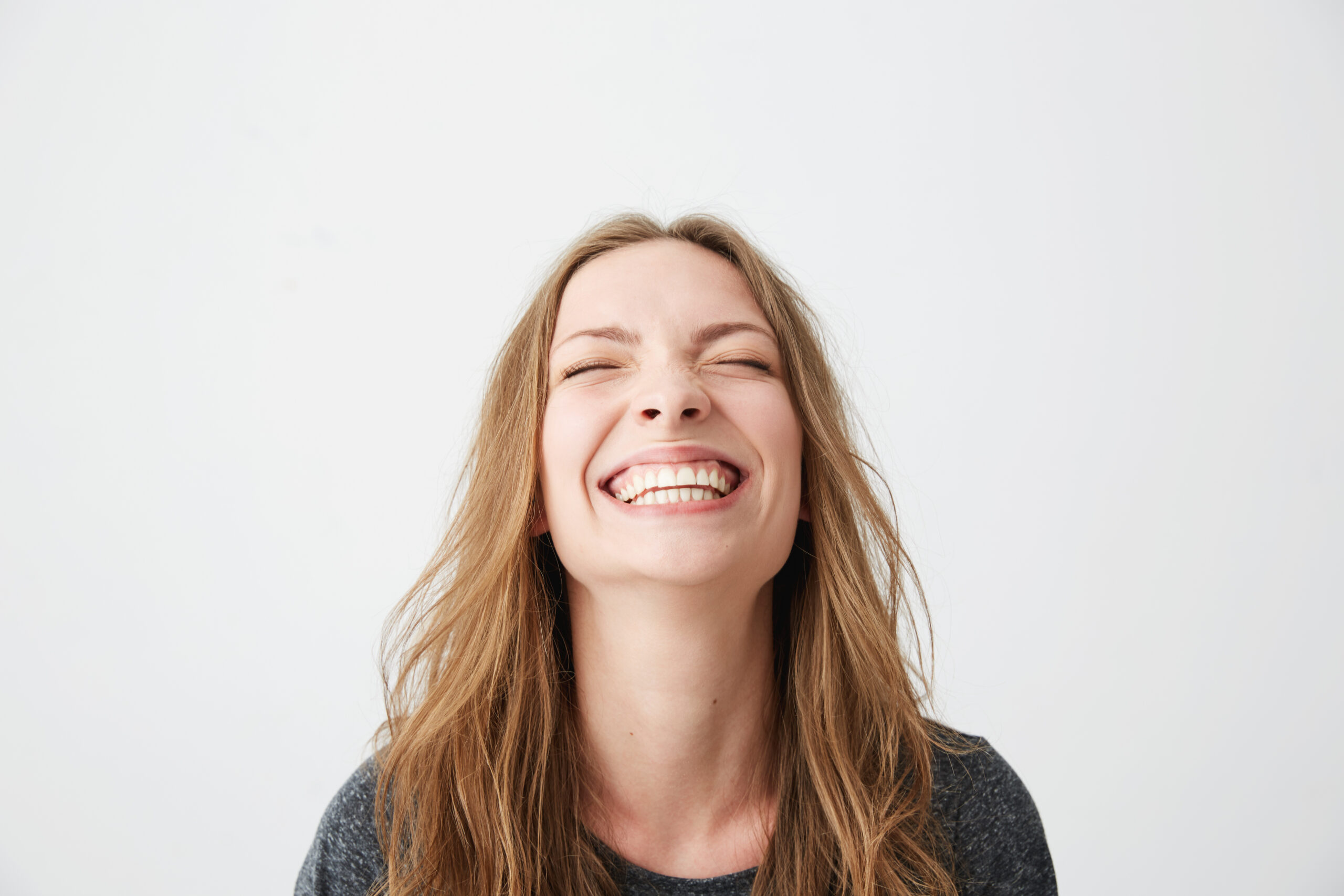 Can Cosmetic Bonding Fix Chipped Teeth in a Single Visit?