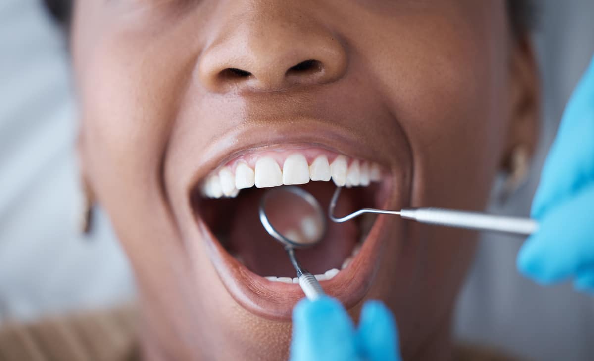 Can Regular Dental Checkups Detect Early Signs of Systemic Health Issues?